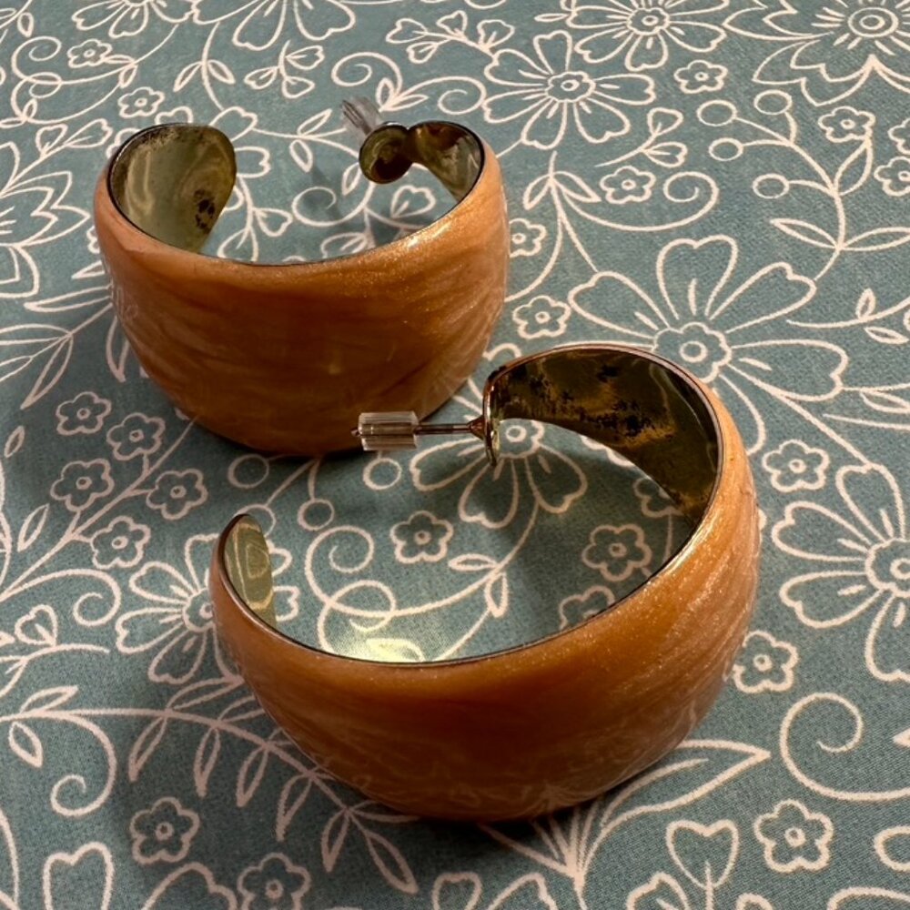 SALE - Retro - Wide, Open Hoop, Post Earrings - Gold Tone Hoops & Enamel Finish - Picture 4 of 10